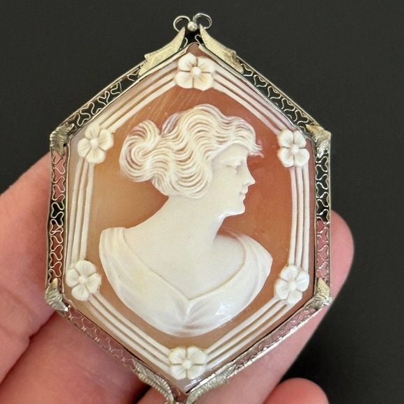 Vintage 14K Solid White Gold Carved Cameo Shell Woman & Flowers Large Brooch Pin - Picture 15 of 16